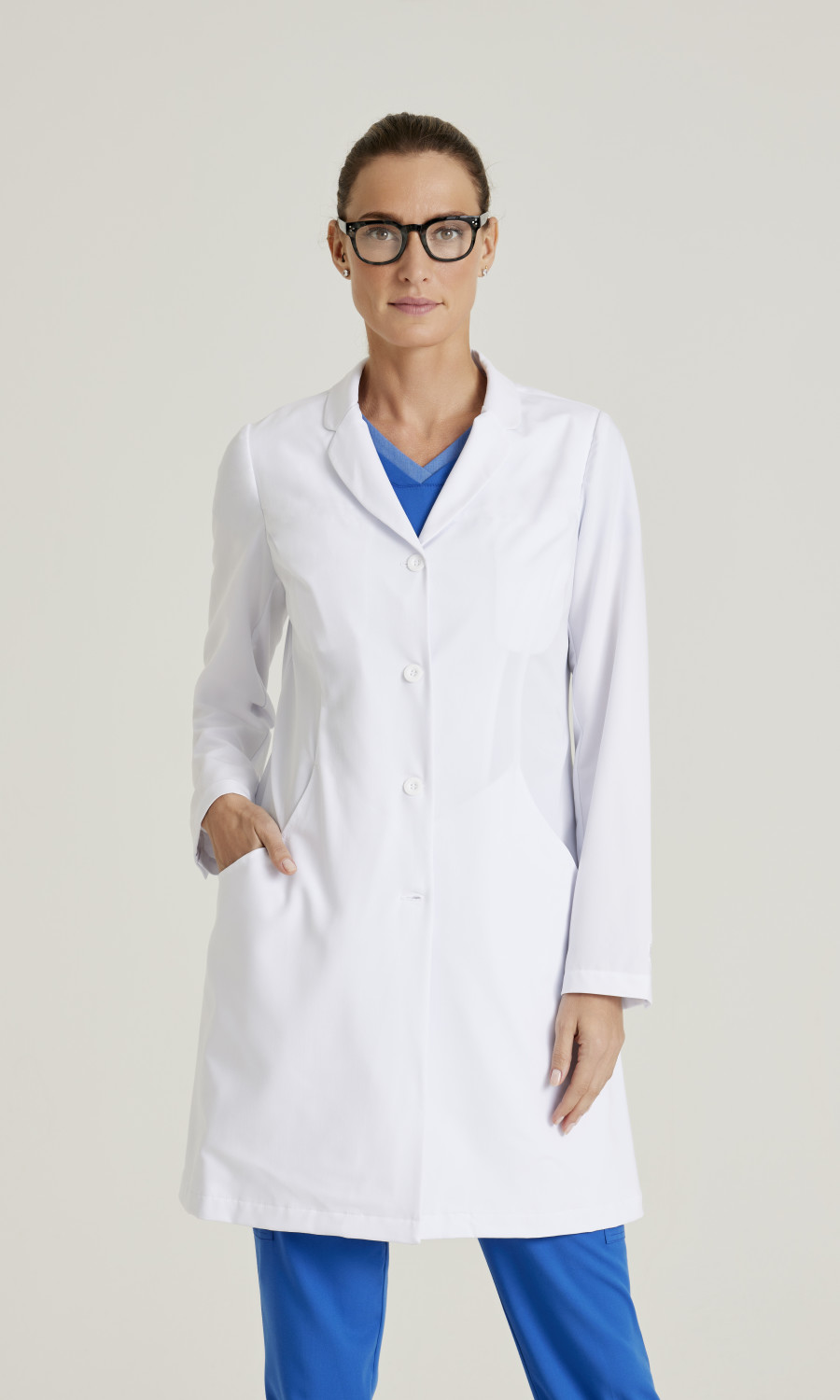 Women  LABCOATS  GNC960  Greys Anatomy Signature Womens 5 Pocket 35 4 Button Lab Coat