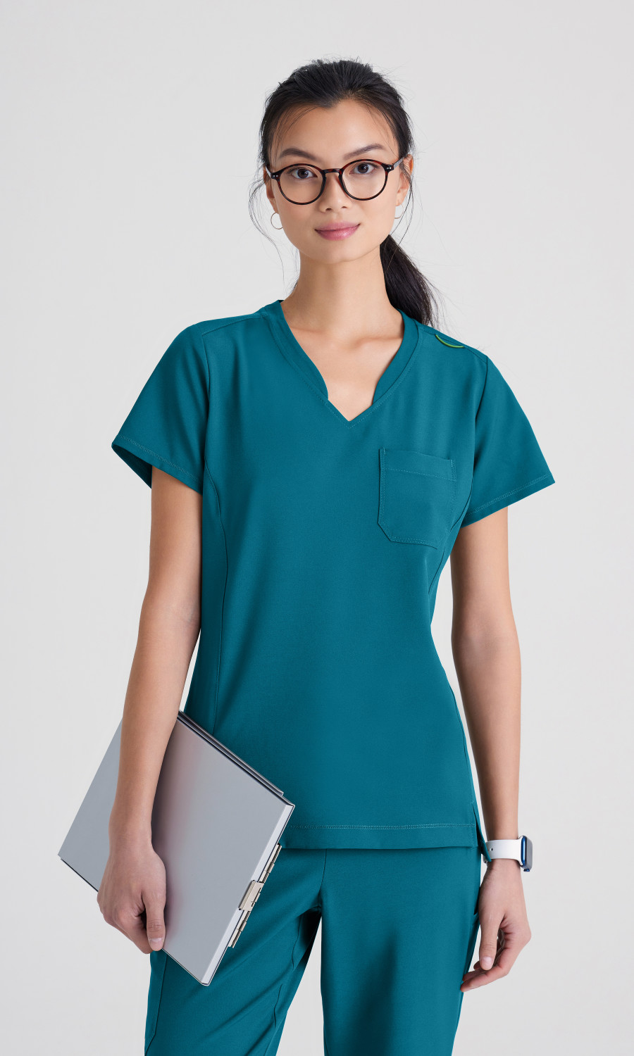Women  TOP  GSST181  Greys Anatomy Evolve 1 Pocket Banded V-Neck Tuck-In Top